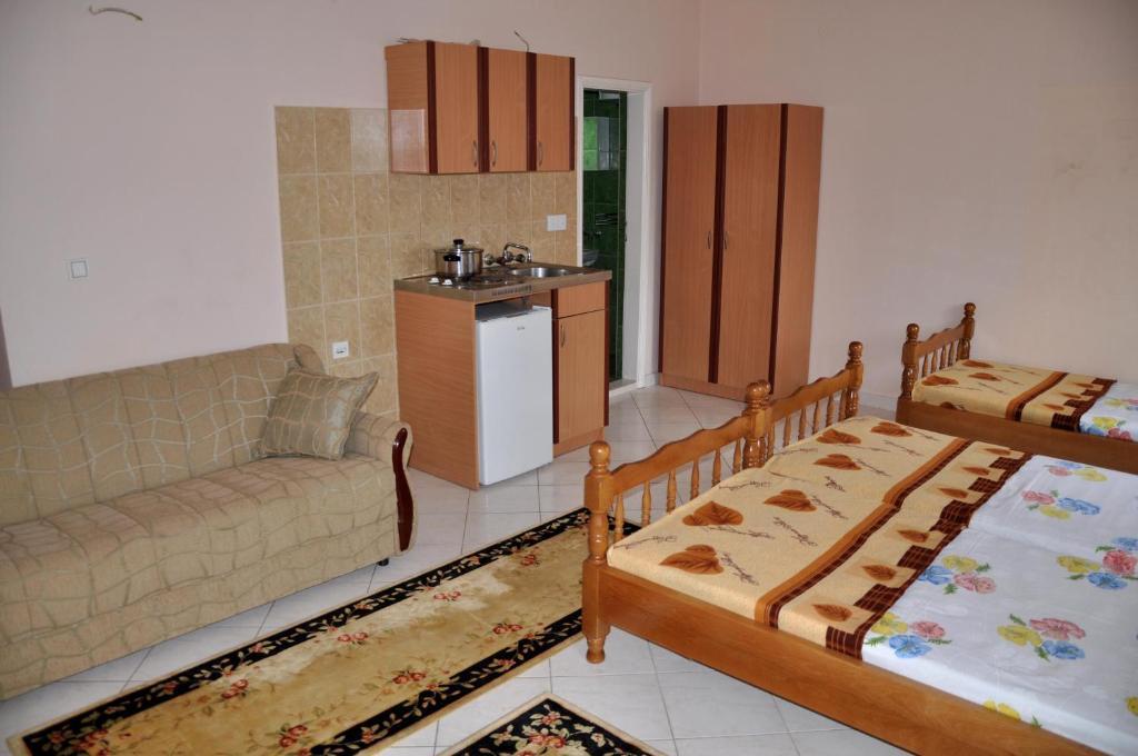 Apartments Perezaj Ülgün Dış mekan fotoğraf